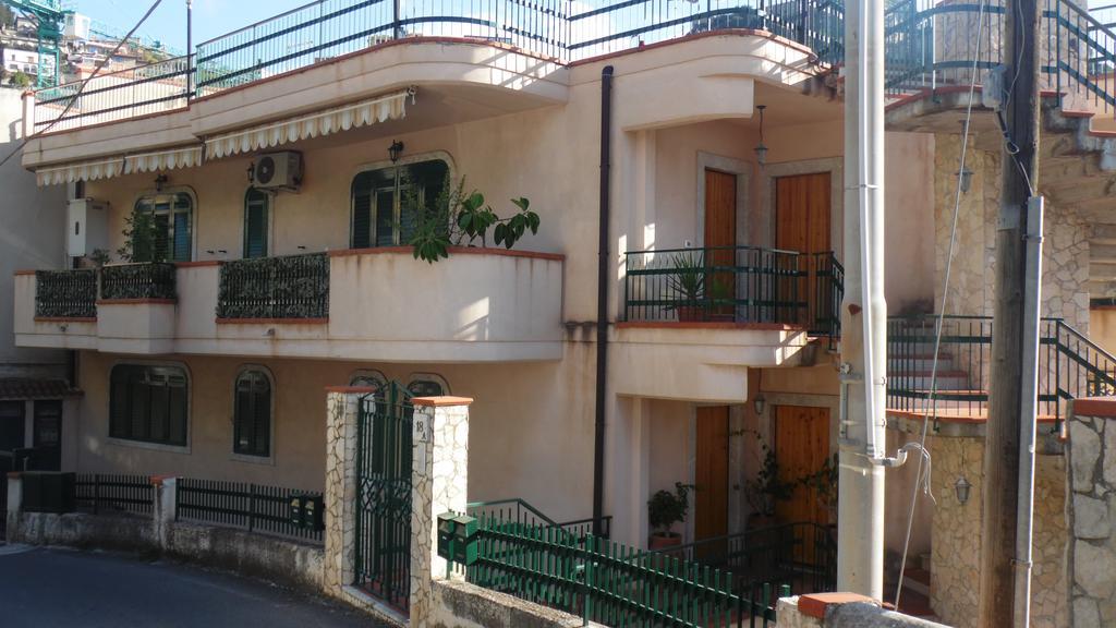 Apartament La Casa Di Marilena Taormina Zewnętrze zdjęcie